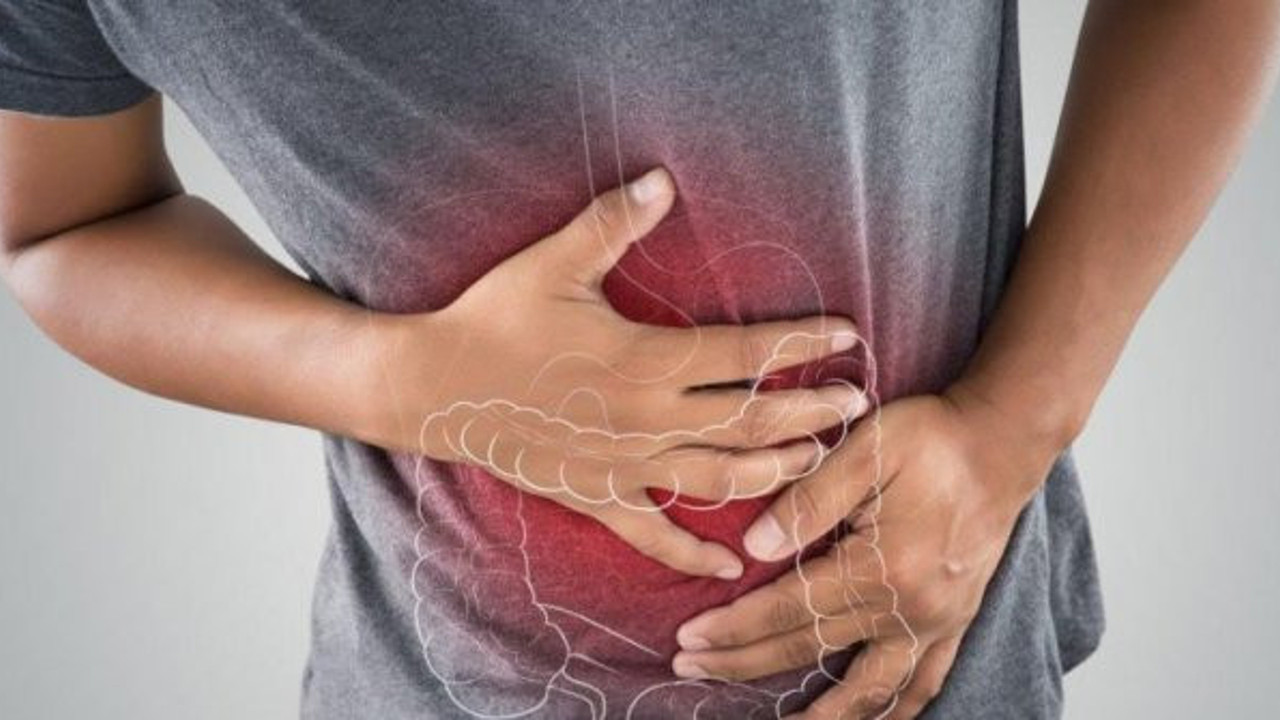 Beslenme Uzmanı Eda Balcı günde 70 gramdan fazlası bağırsak kanserini tetikliyor diyerek uyardı