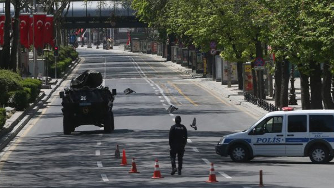 Sokağa çıkma yasağı başladı mı? Hafta sonu nereler açık olacak? Kimler dışarı çıkabilecek?