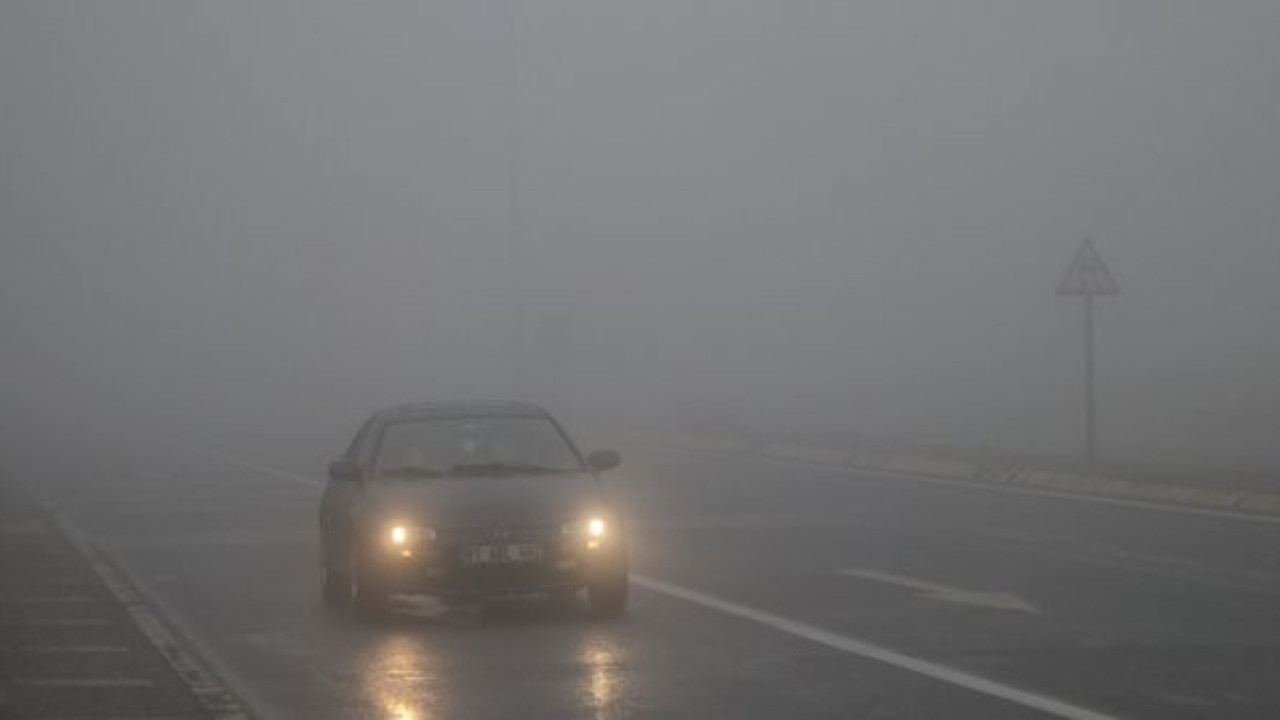 Sürücüler dikkat. Bolu Dağı Tüneli'nde sağanak yağış ve sis alarmı