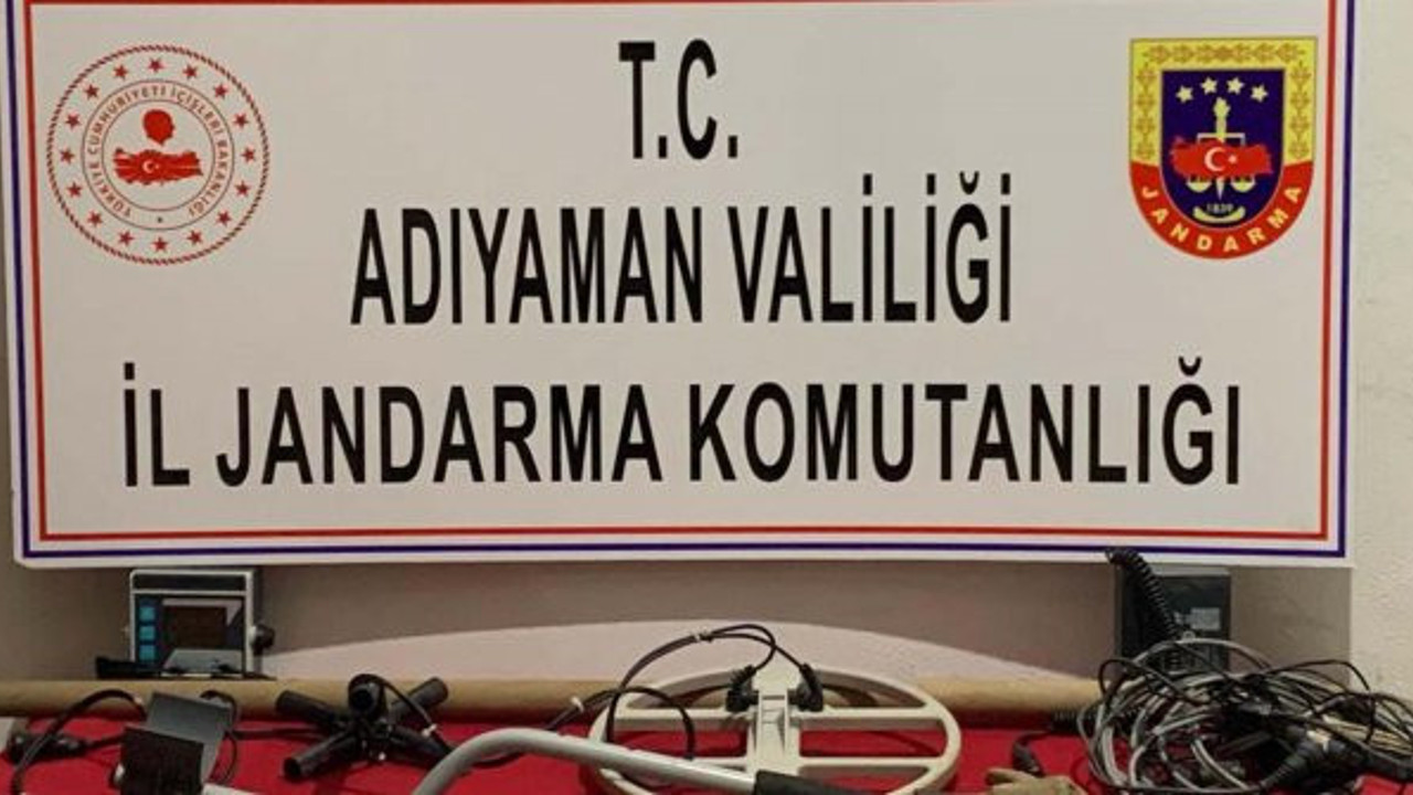 Adıyaman'da kaçak kazı yaparken yakalandılar
