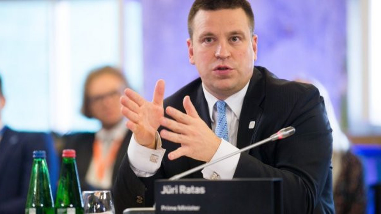 AB'de şok karar! Başbakan istifa etti