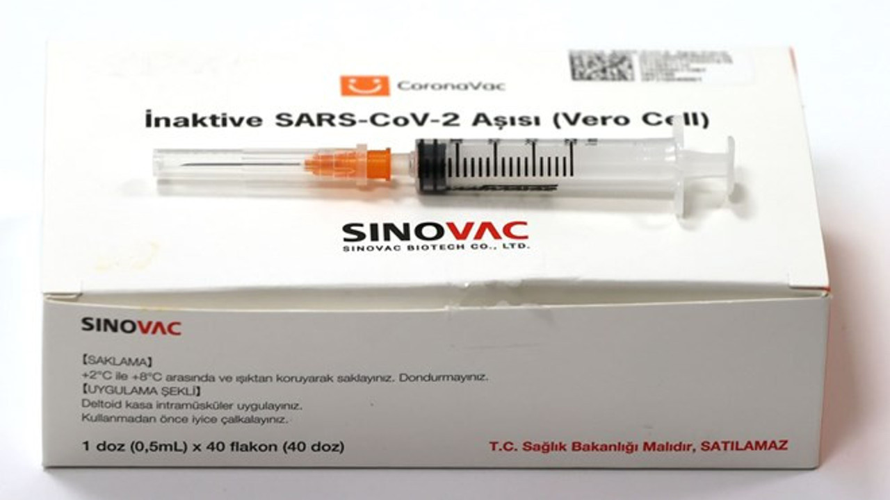 Flaş... Flaş... Korona aşısında öncelikli meslek grupları netleşti