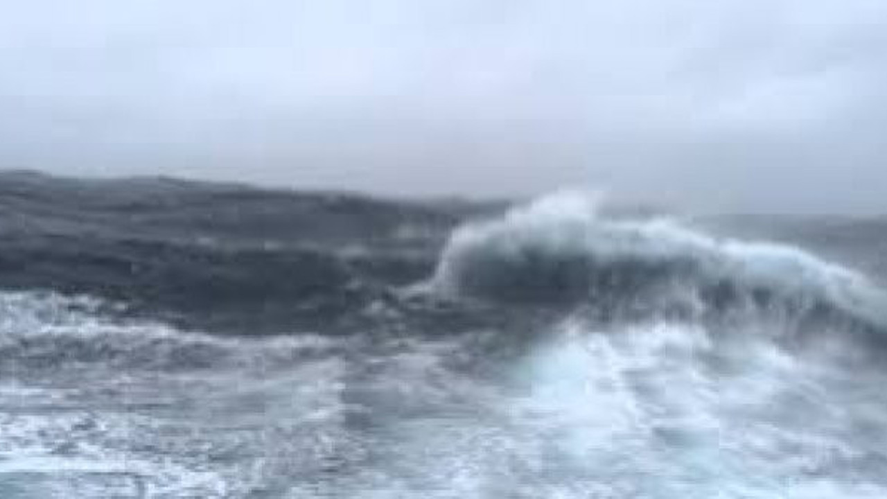 Meteoroloji uyardı EDA Fırtınası geliyor. Aman dikkat dalgalar birbirini dövecek