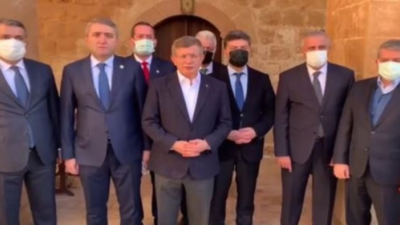 Davutoğlu'ndan Selçuk Özdağ'a yapılan saldırıya sert tepki