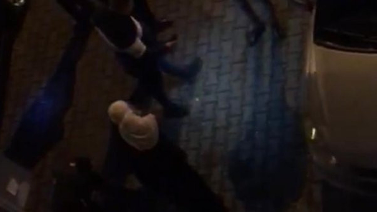 Diyarbakır'da fenerlerini yakan bu adamlar ne yapıyor. Bekçiler ve halk seferber oldu