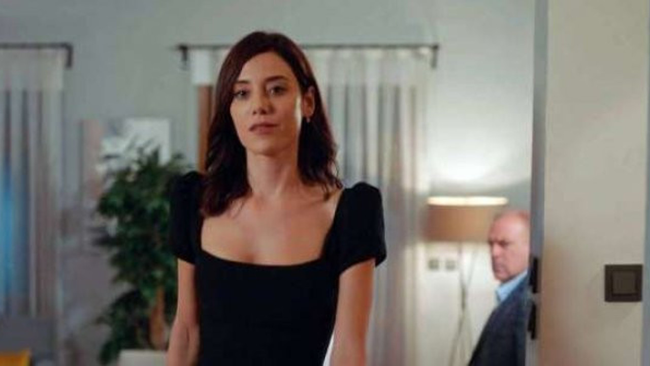 Kanal D'nin ünlü dizisi Sadakatsiz'in yıldızı Cansu Dere'den sosyal medyayı yıkan paylaşım