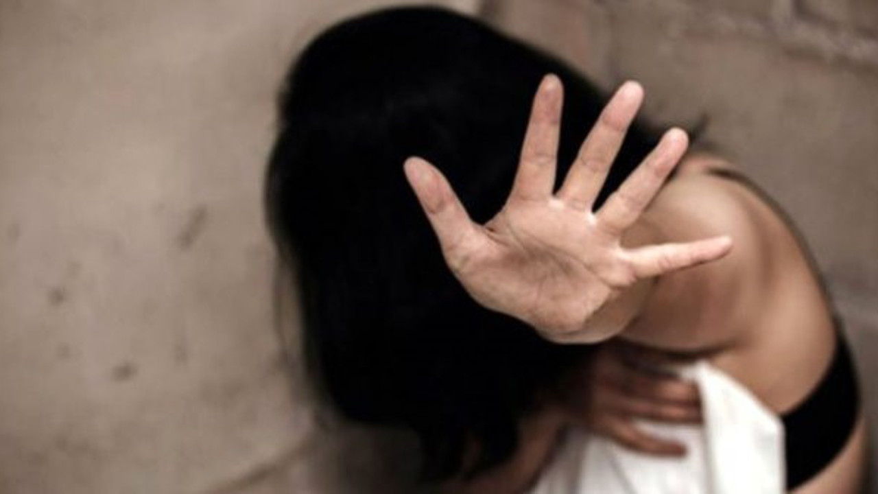 İstanbul bu olayı konuşuyor. Üniversitede tecavüz. Tiyatro kulübüne ait odada dehşeti yaşadı