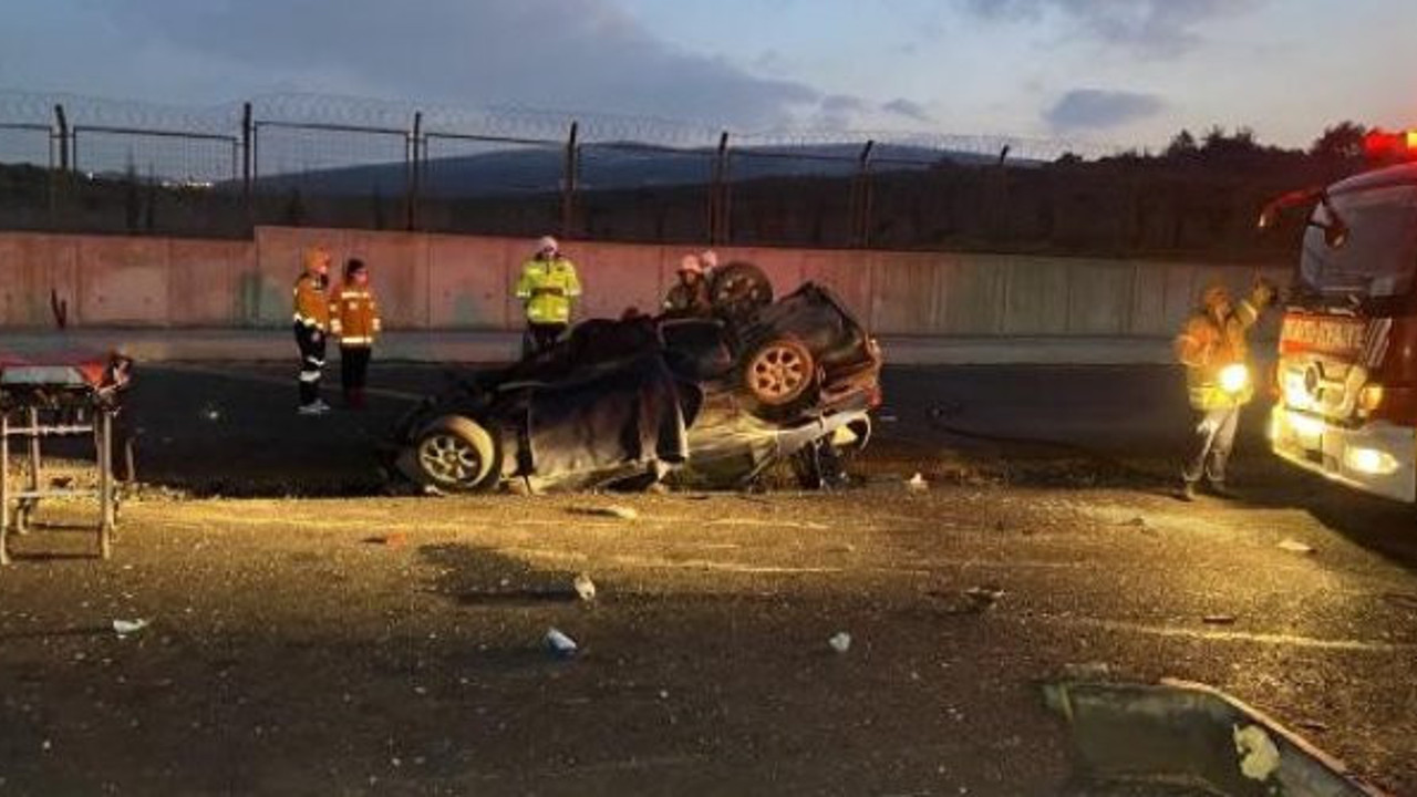 Beton bariyere çarparak takla attı: 1 ölü