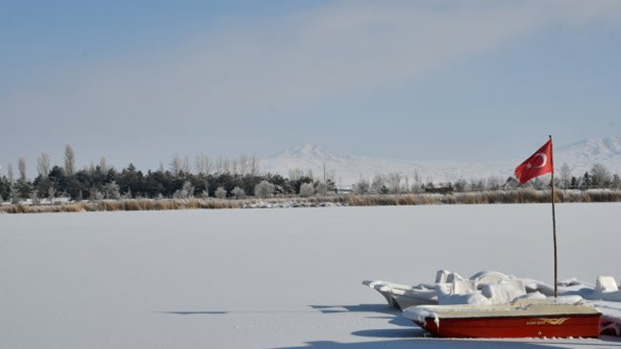 Ulaş Gölü’nde görsel şölen