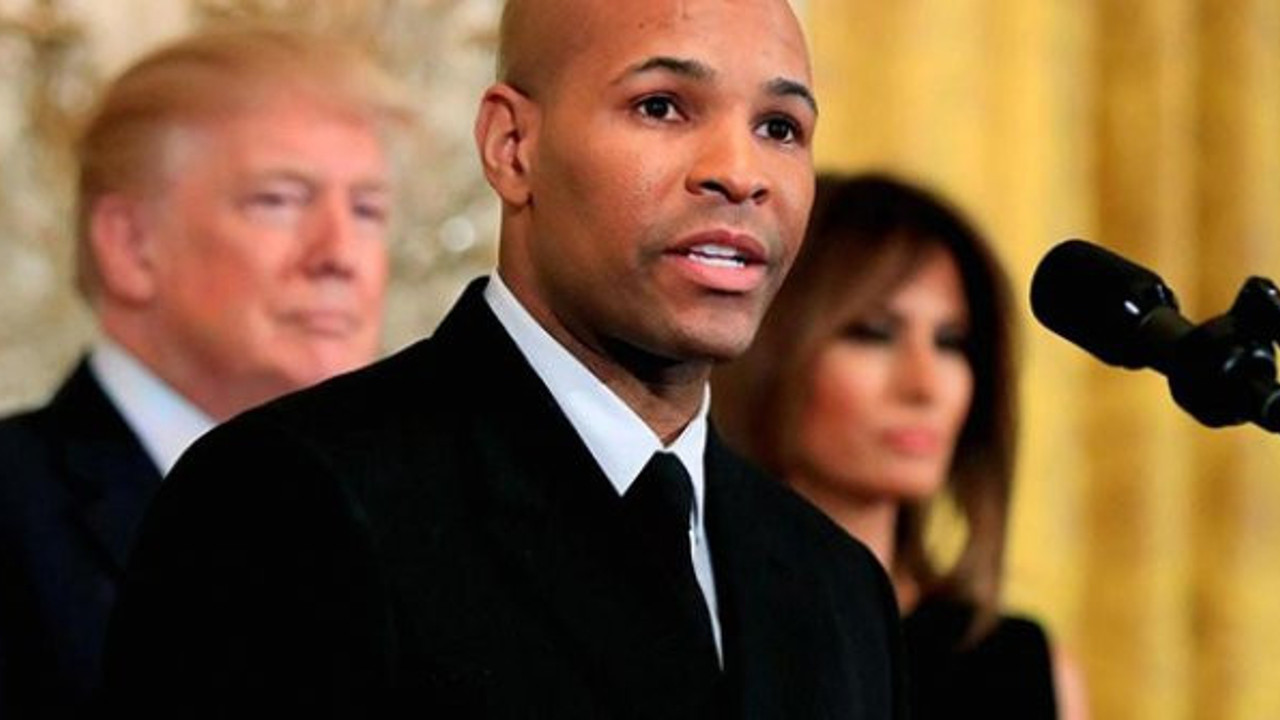 Amerika'da Kamu Sağlığı Dairesi Başkanı Adams istifasını açıkladı