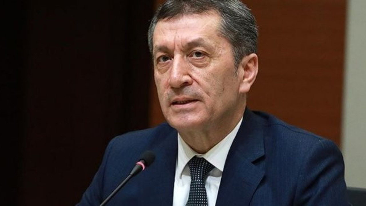 Milli Eğitim Bakanı Ziya Selçuk Atatürk karşıtı Yavuz Bahadıroğlu için bu mesajı paylaştı