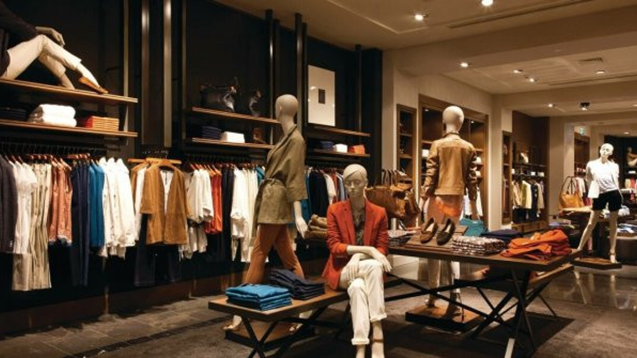 İngiltere'de hazır giyim sektöründe sert düşüş