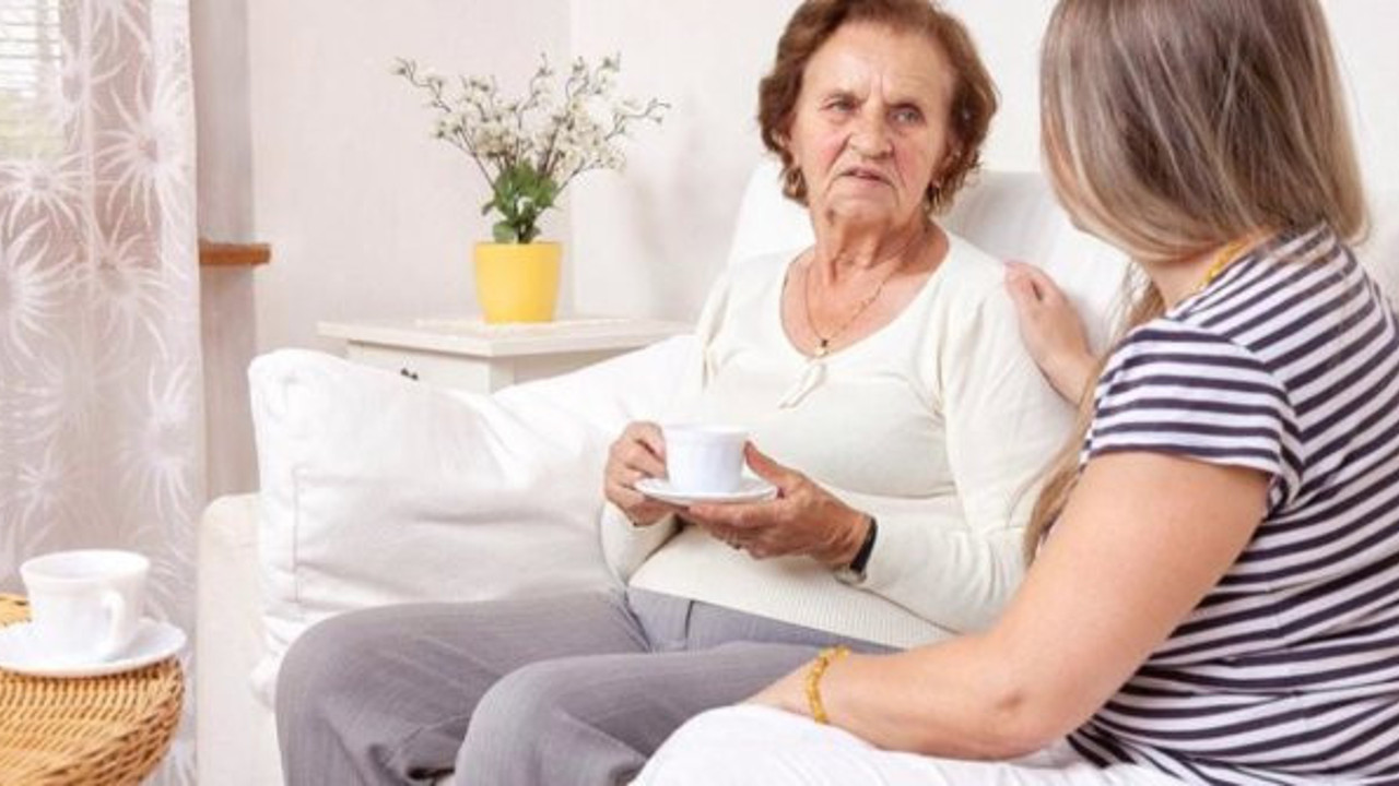 SGK annelere emeklilik kapısını açtı. Emeklilik yaşı öne çekiliyor