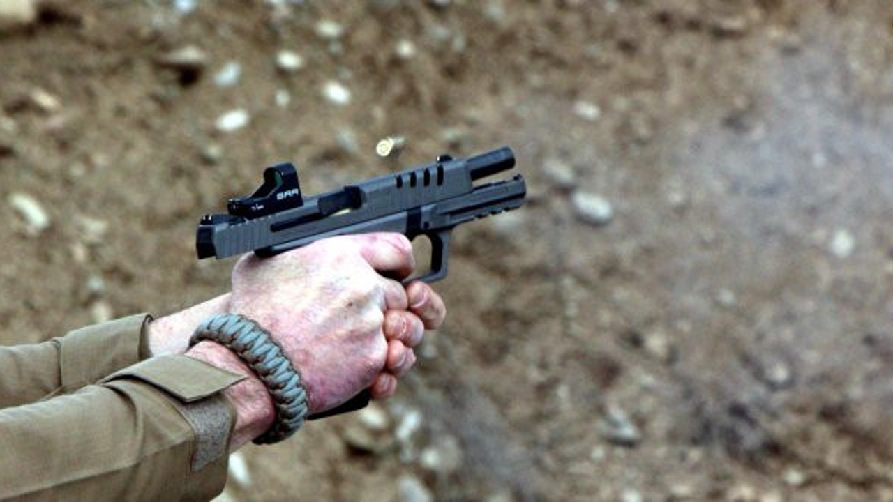 Türk tabancası ABD'de yılın en iyisi seçildi. Ne şişiyor ne şahlanıyor hedefleri eleğe çeviriyor