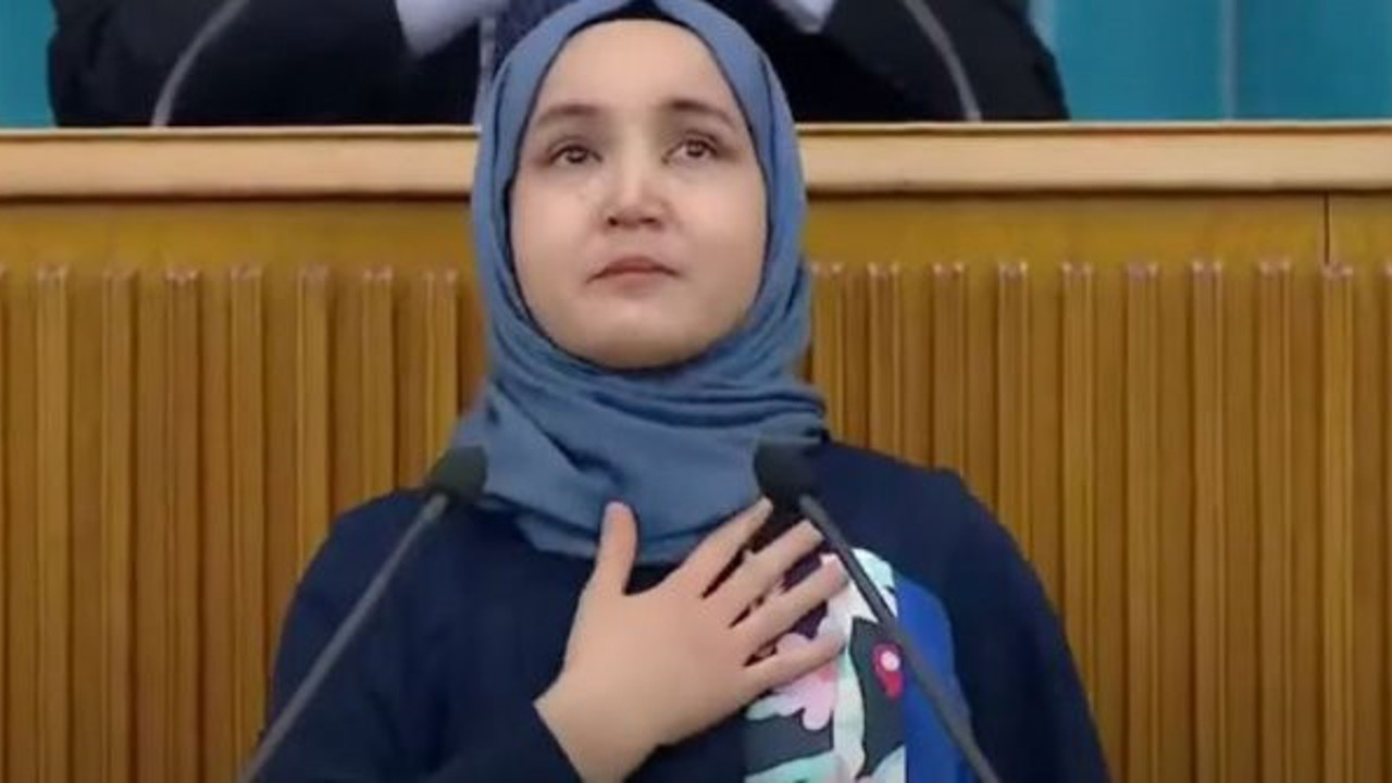 Meral Akşener kürsüyü Doğu Türkistanlı genç kıza bıraktı Meclist TV yayını kesti