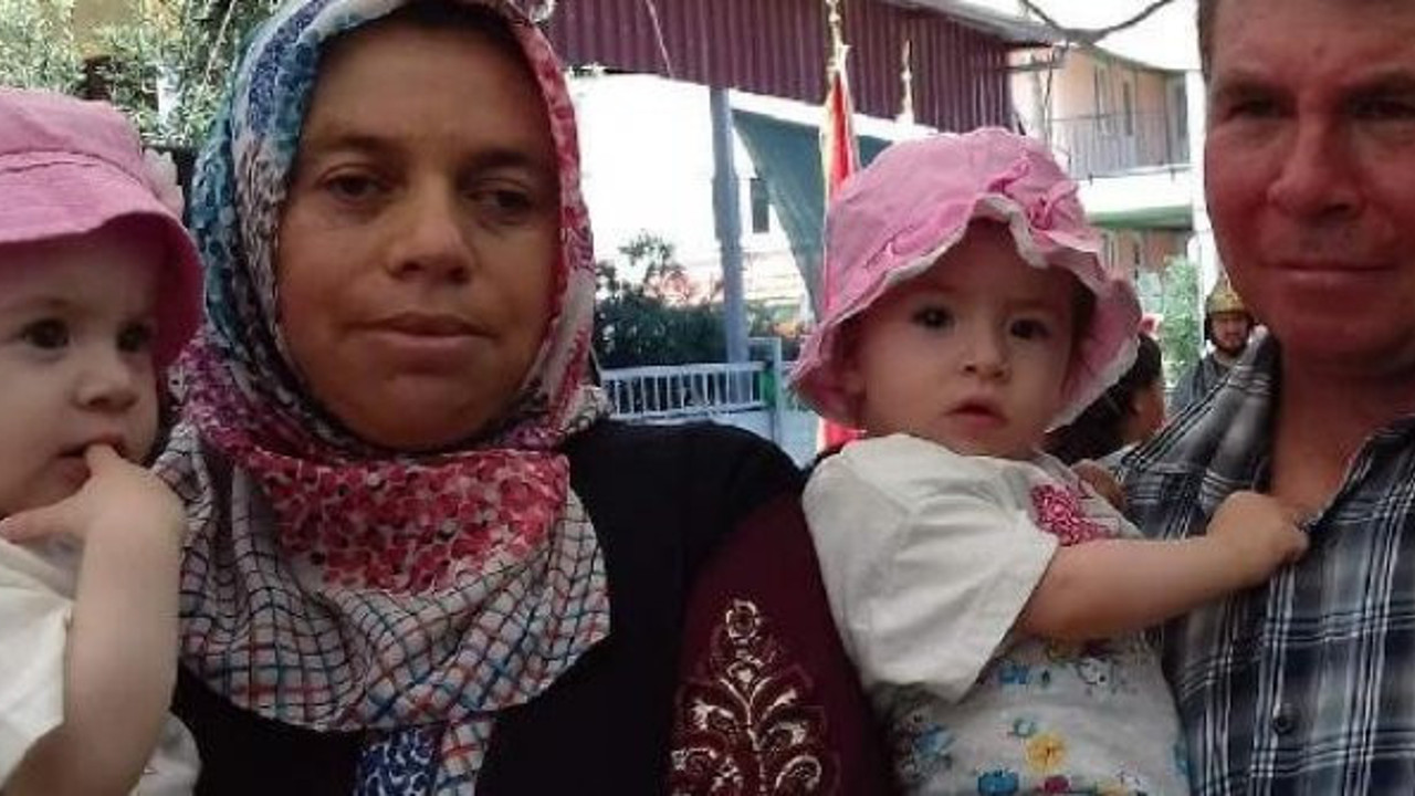 İkiz çocuklar yangında ağır yaralandı