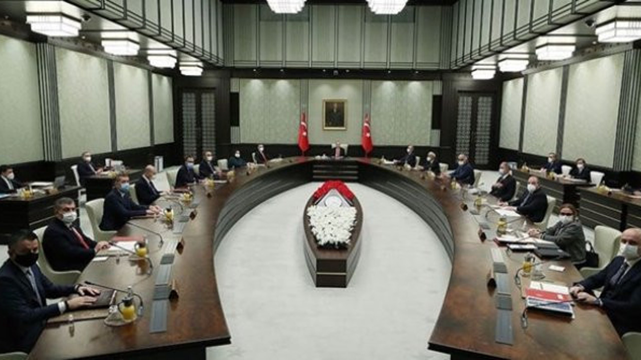 Esneyecek kısıtlamalar belli oldu. Kritik kabine toplantısı bugün yapılacak