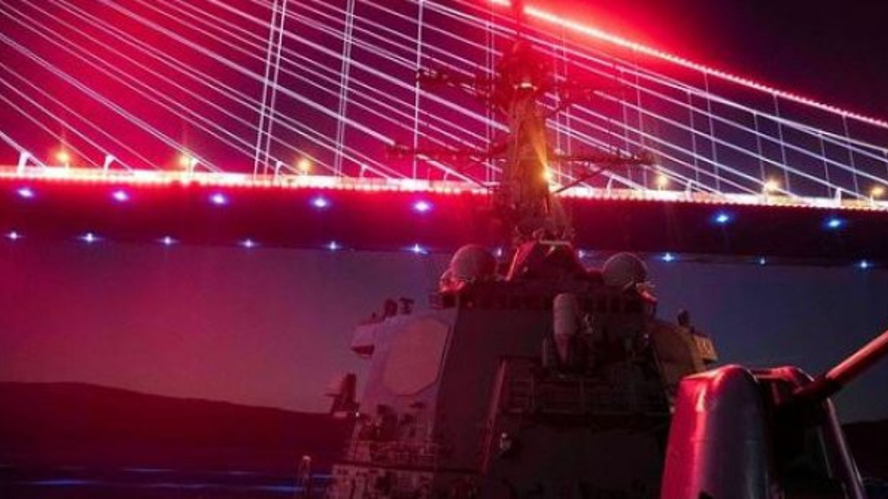 Boğazdan geçen ABD donanmasından aşağılık tehdit