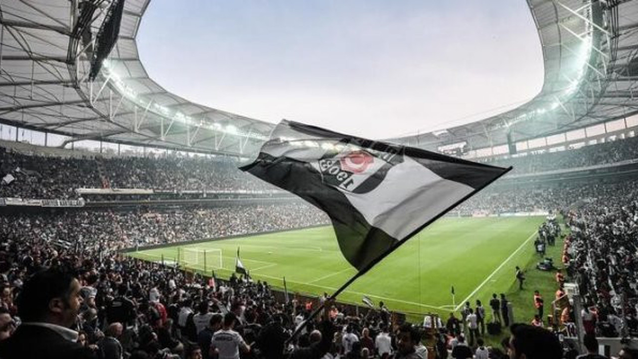Beşiktaş taraftarı UEFA'yı mesaj yağmuruna tuttu. Paylaşımlar 1 milyonu geçti