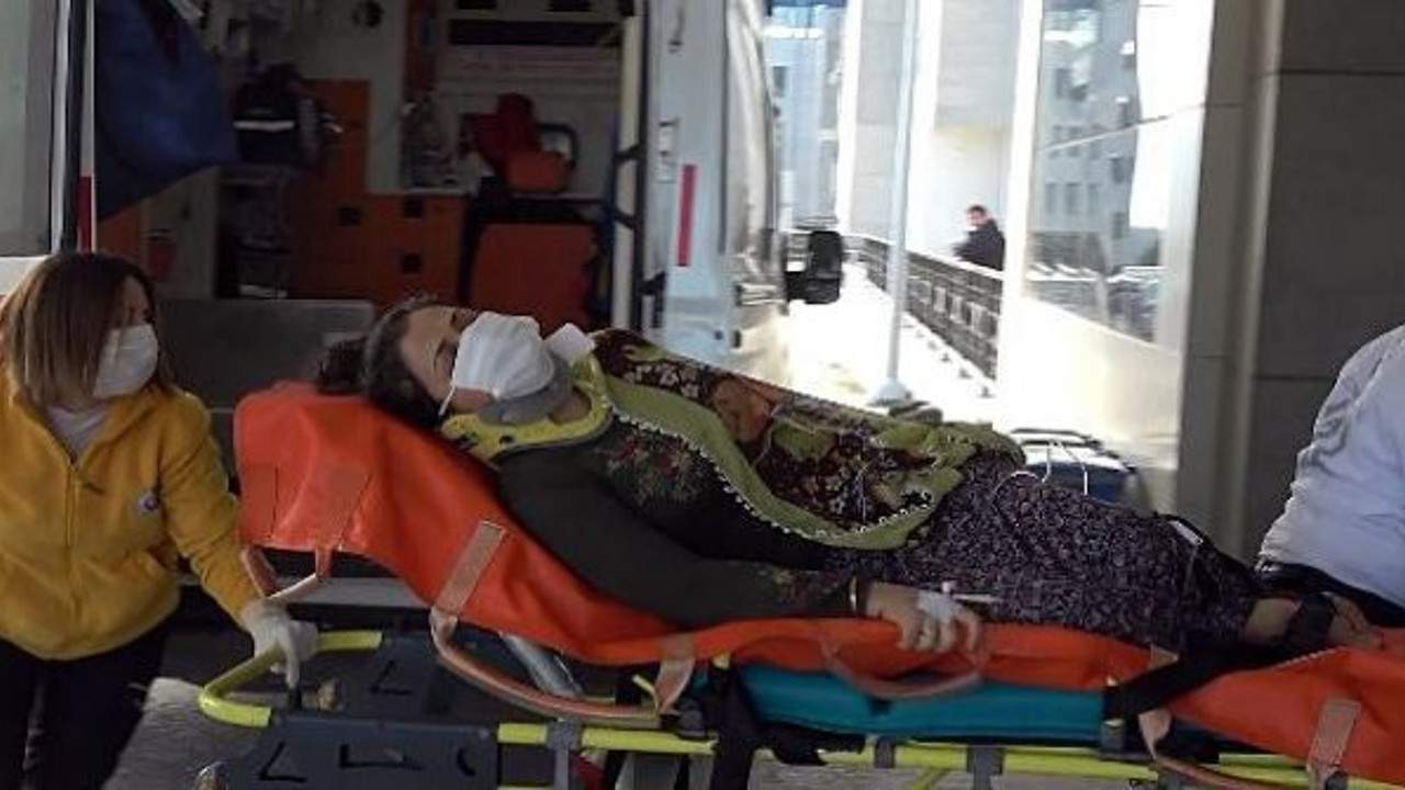 Düzce'de odunla başına vuran karısını bıçakladı