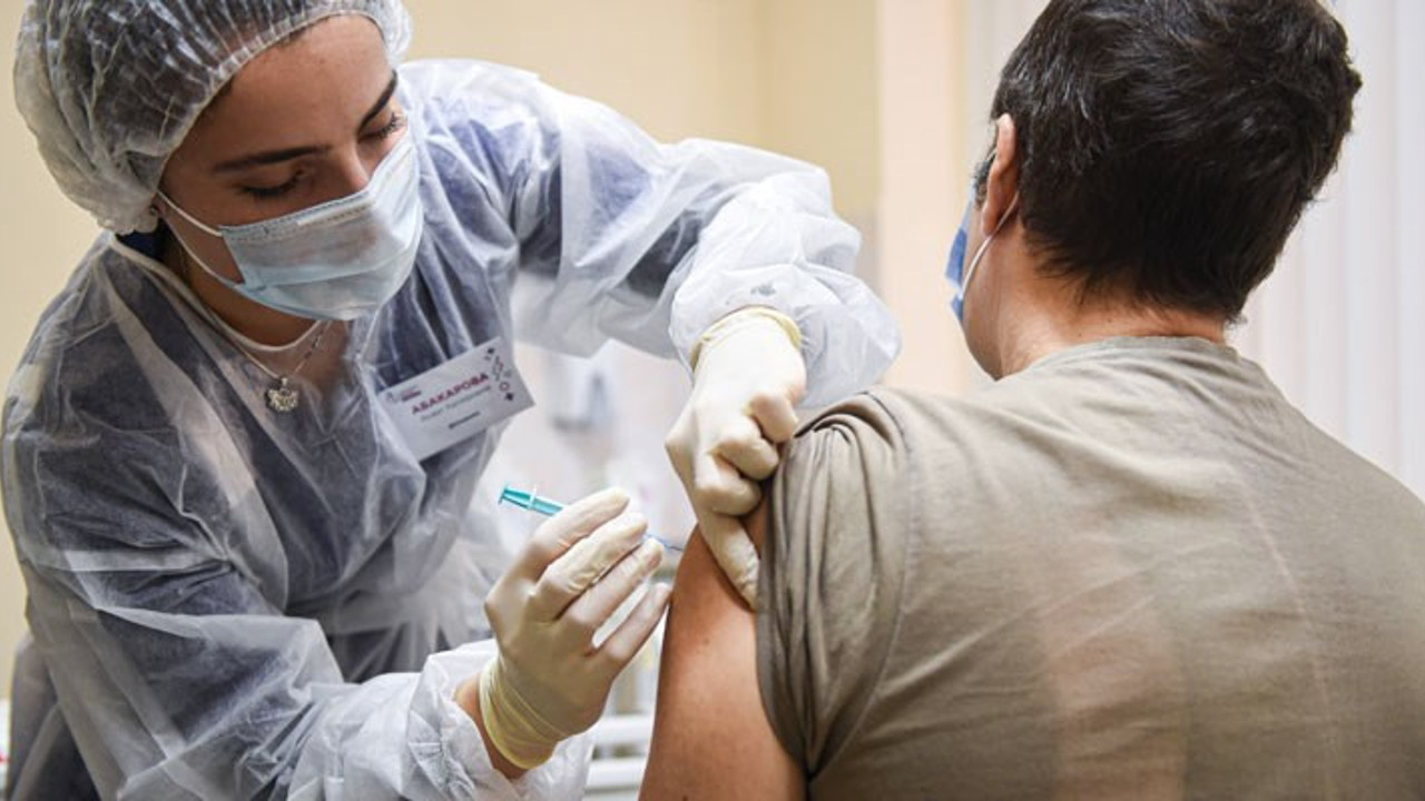 Virüse karşı bağışıklığı artırdığı ortaya çıktı. Aşılarla ilgili çalışma 50 yaş üzerinde olumlu sonuç verdi