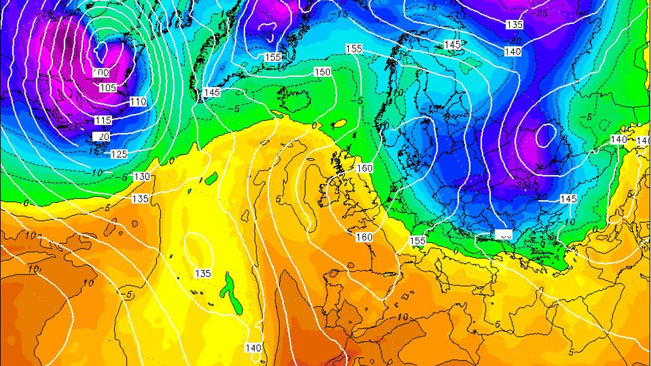 Meteoroloji kahinleri tarih verdi. Uydu görüntülerinde açık belirtiler gördüler. 1987 kışı kapıya dayandı
