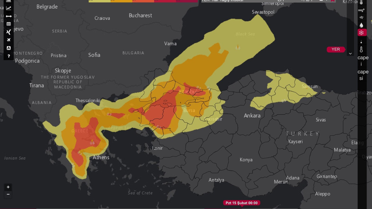 Meteoroloji kahinleri coştular. Mesaj üzerine mesaj atıyorlar meteorolojiyi kıskançlıktan çıldırtıyorlar. Uydu görüntülerinde açık belirtiler görüyorlar