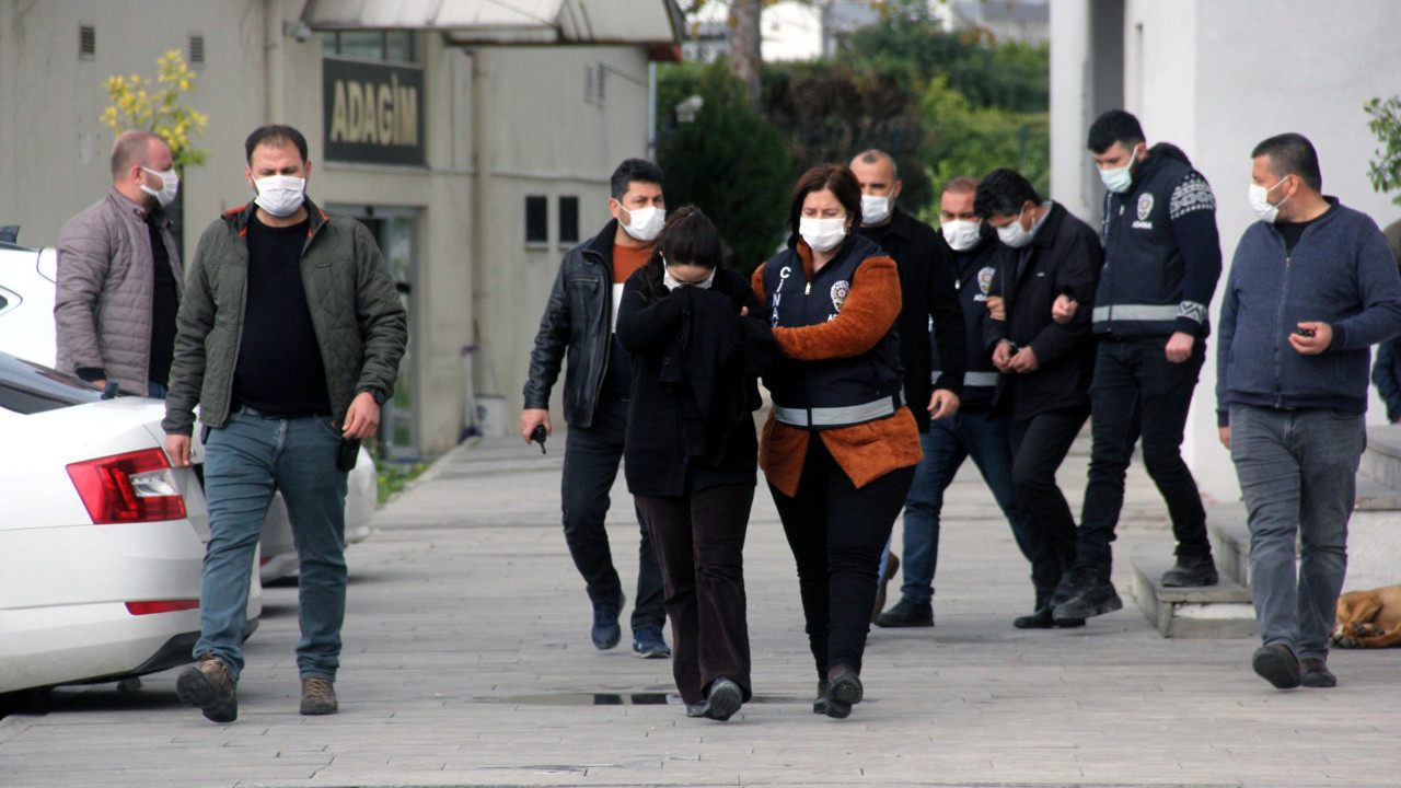 Adana'da şeytani planı polis bozdu. Kocasının cesediyle 3 gün aynı evde yaşadı. Her satırı dehşet dolu