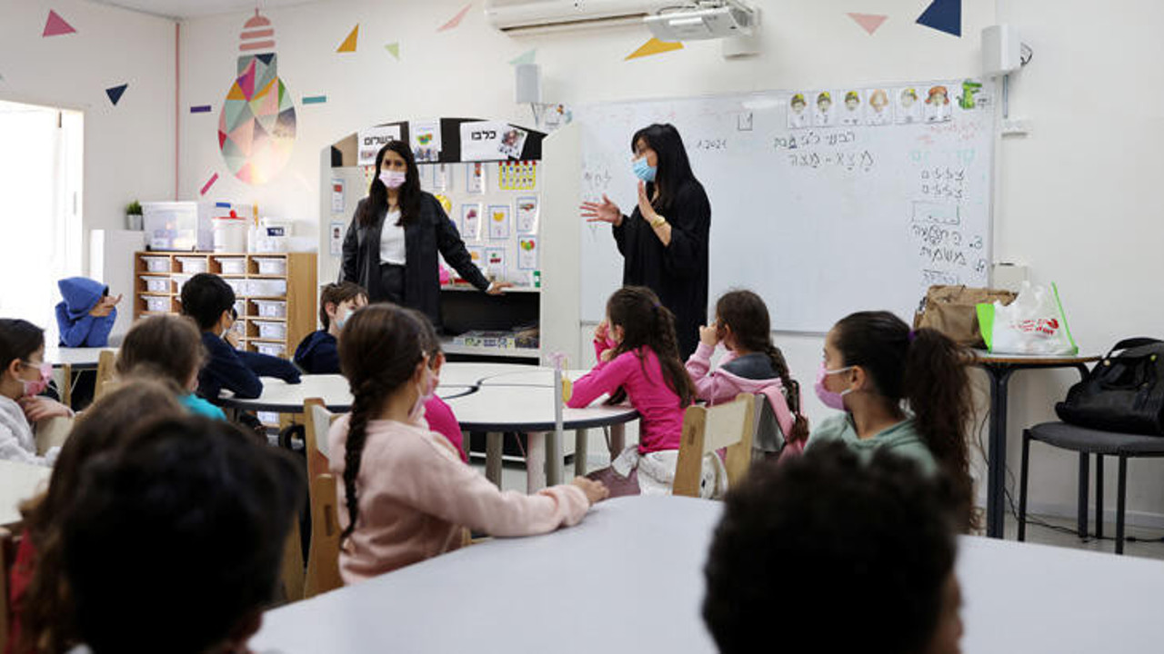 İsrail'de yüz yüze eğitim başladı