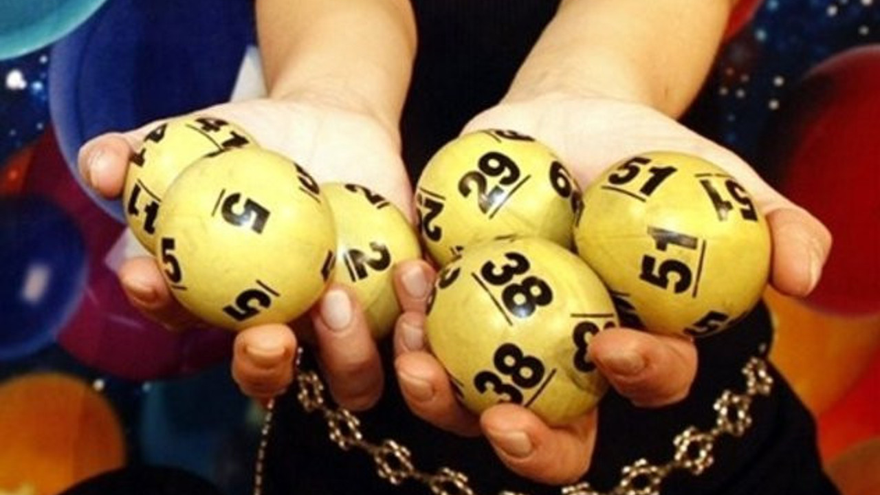 Şans topundaki oyunu CHP milletvekili Deniz Yavuzyılmaz ortaya çıkardı