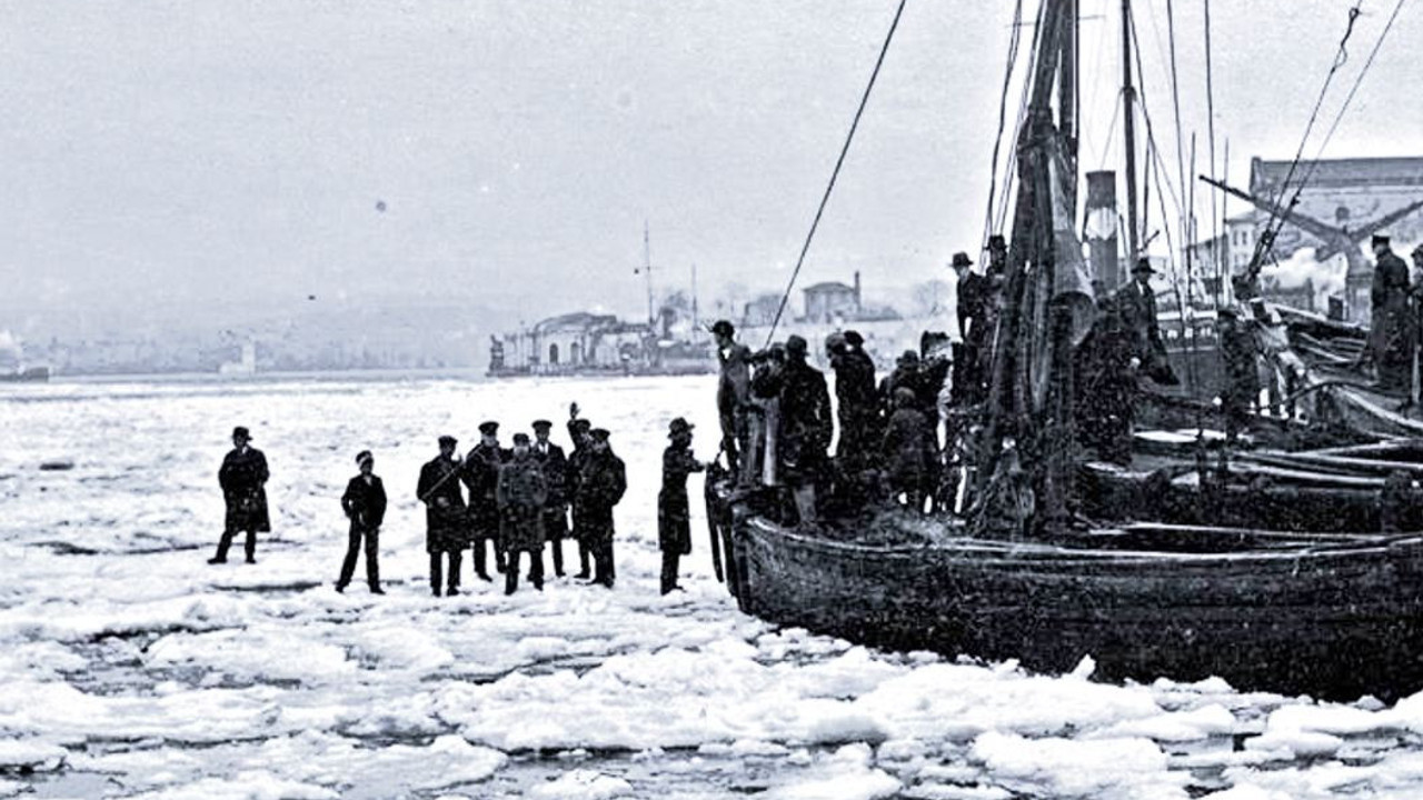 İstanbul Boğazı donacak karşı kıtaya yürüyerek geçilecek. Prof. Dr. Doğan Yaşar tarih verdi