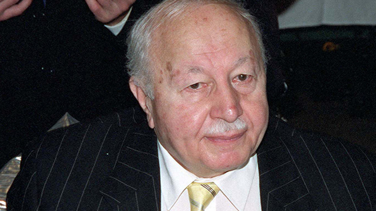 Erbakan vefatının yıldönümünde anılıyor
