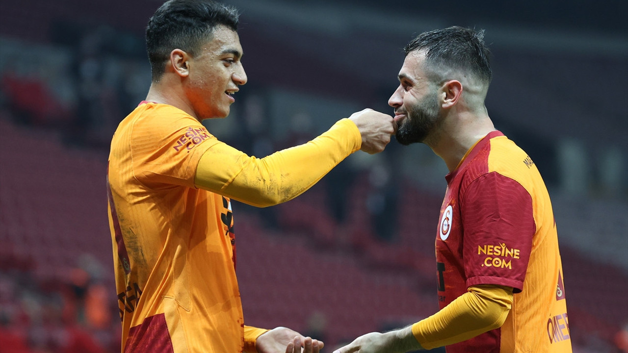 Galatasaray seriye bağladı. Mostafa Mohamed şov