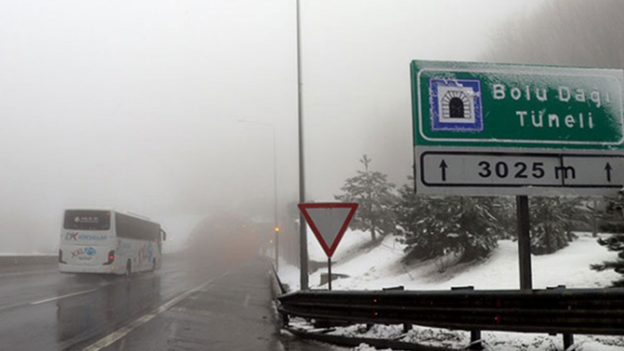 Bolu Dağı'nda kar, tipi ve sis etkili oluyor