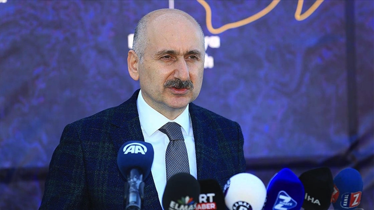 Bakan müjdeyi verdi. İstanbul'a 2 metro hattı daha