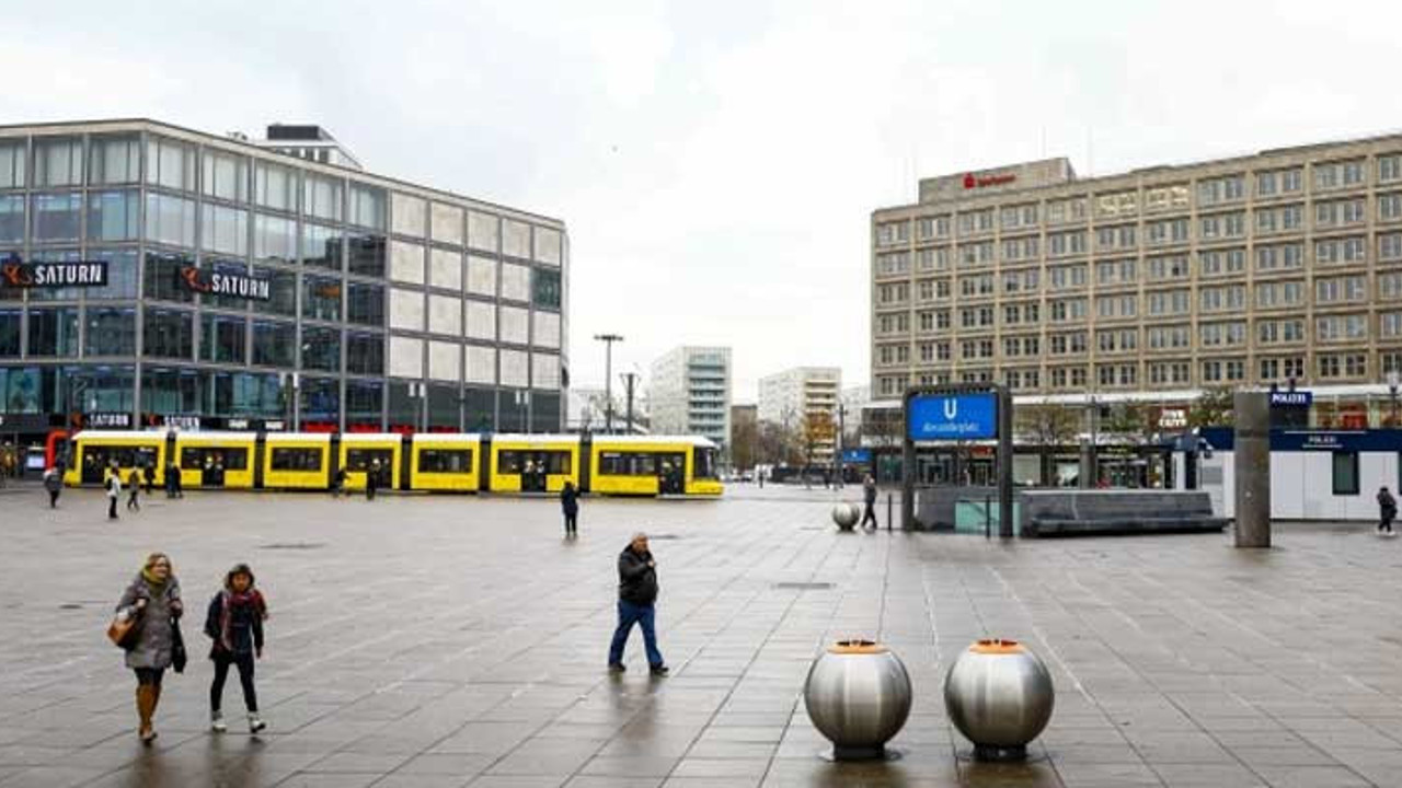 Almanya'da tedbirlerin süresi uzatıldı