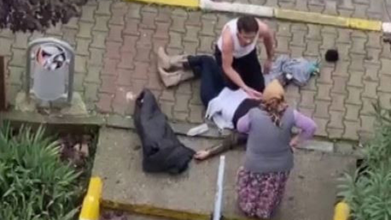 Bir gün değil 365 gün kadınlar günü olmalı. Ey kahraman Türk kadını sen yerde sürüklenmeye değil omuzlar üzerinde göklerde yükselmeye layıksın