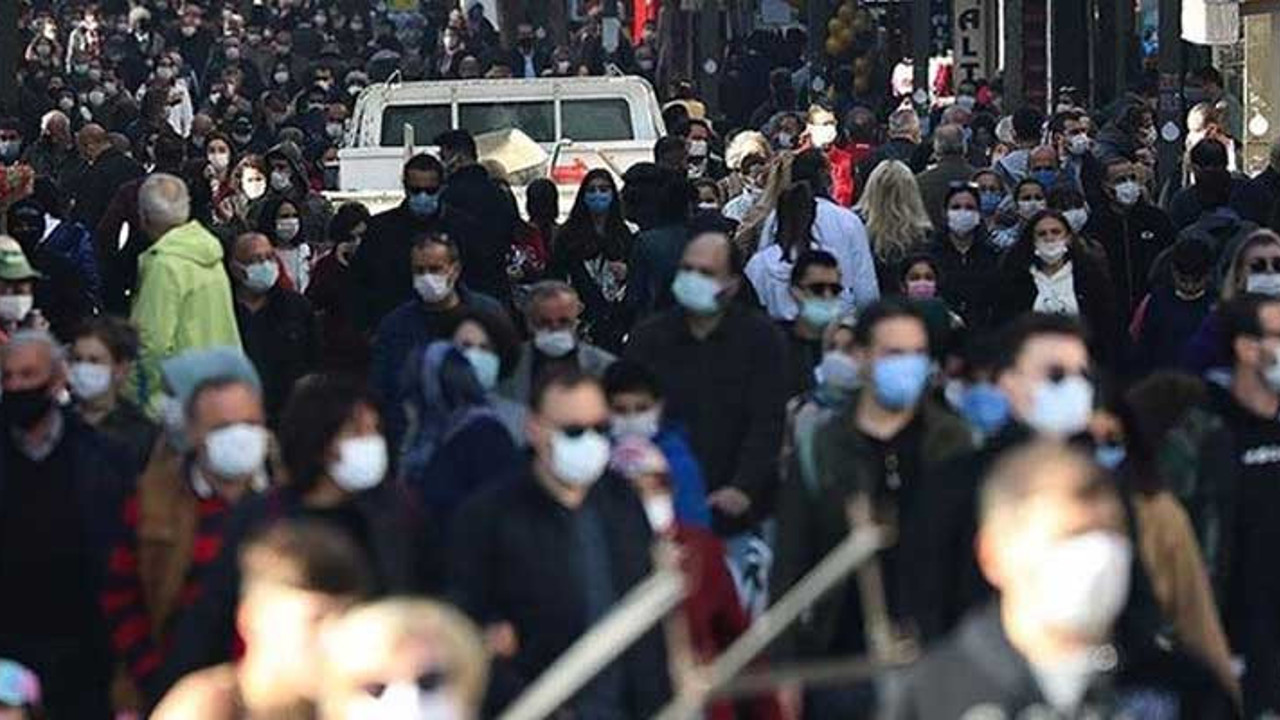 Riskli illerin sayısı 48’e çıktı. Uzman isimler normalleşmenin ardından gelen tehlikeye dikkat çekti