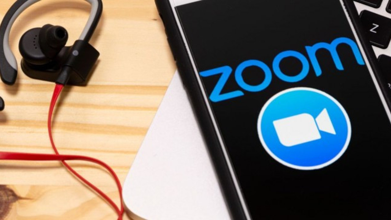 Zoom'da milyar dolarlık hisse devri