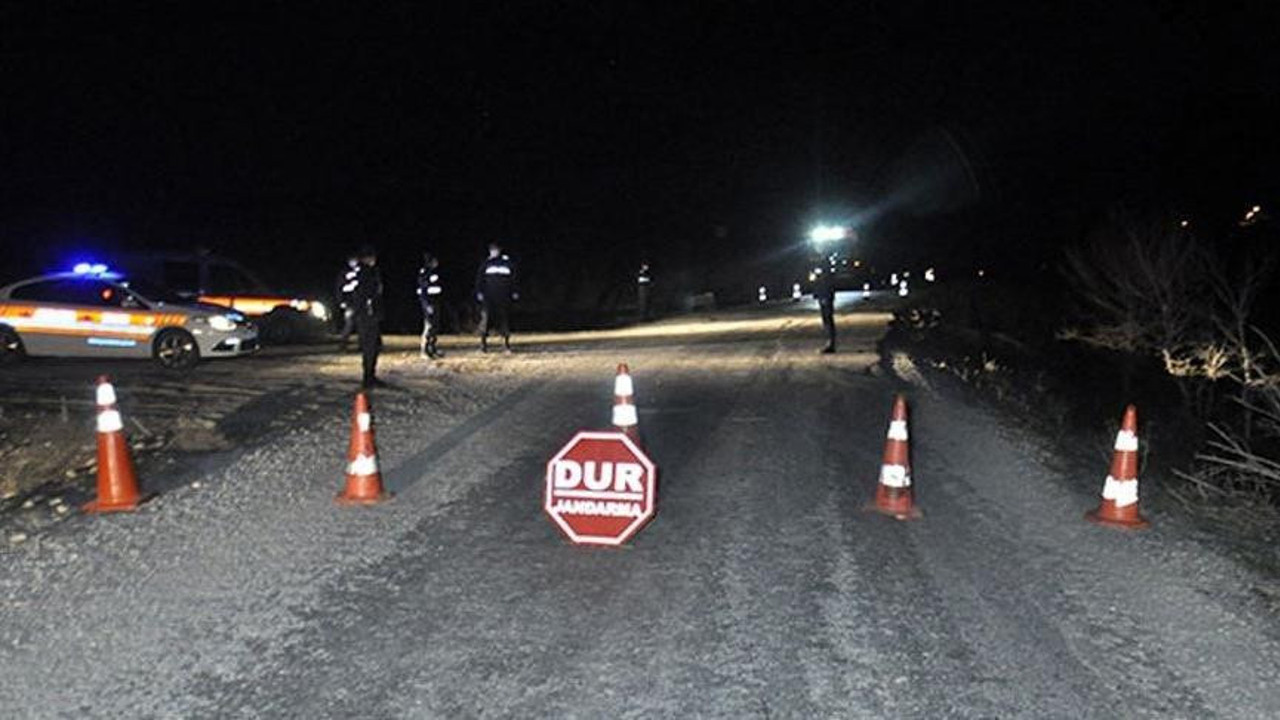 Bir mahalle 10 gün karantinaya alındı