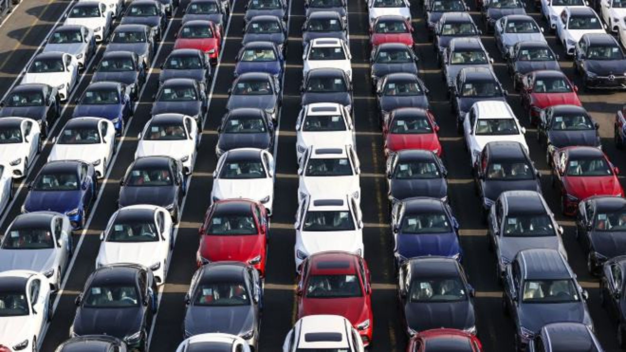 Zor durumdaki Renault'dan ,Mercedes hamlesi