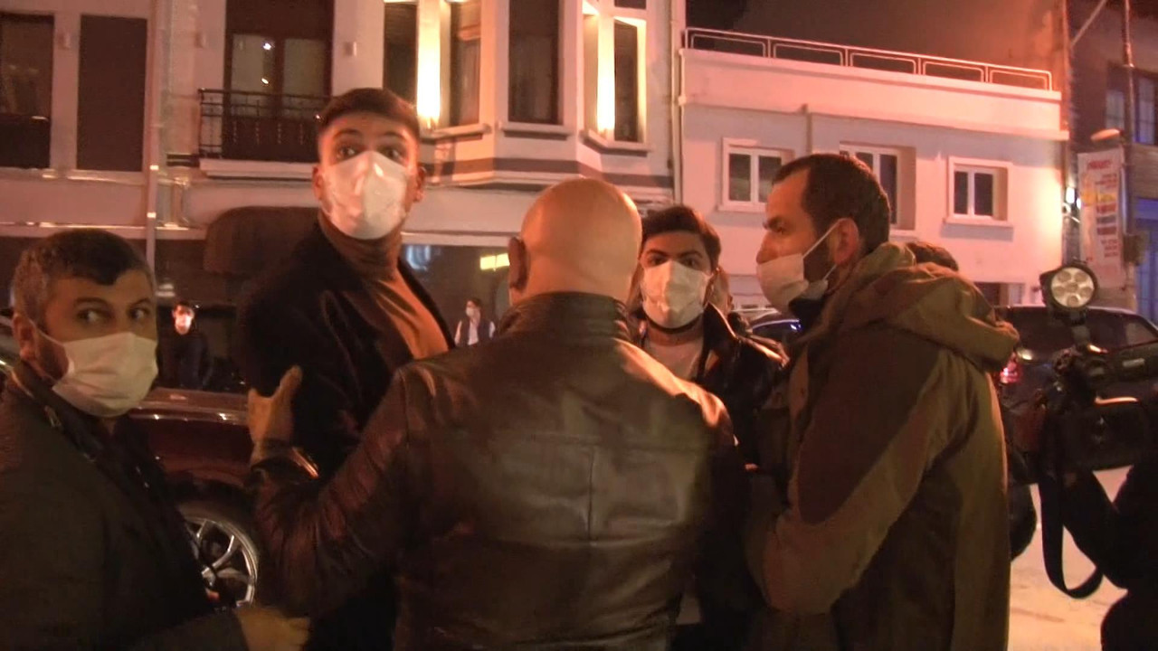 Lüks oteldeki eğlenceye polis baskını. Görüntü alan gazetecilere saldırdılar