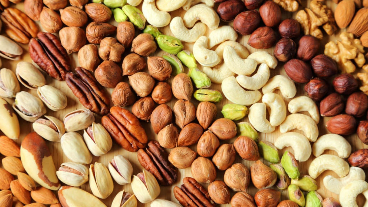 Fındık fıstık siparişi verdi. Paketi açınca şoke oldu. Ünlü kuruyemişçiye dev ceza