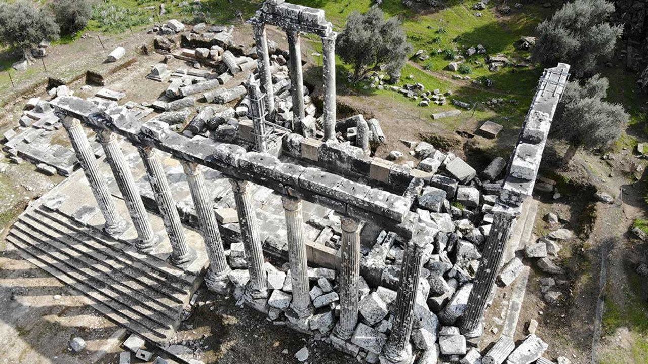 Zeus Tapınağı’nda çalışmalar devam ediyor (17 Mart 2021)