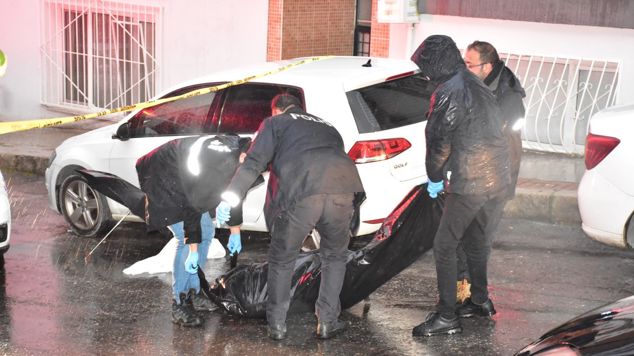 Ecel adım atarken yakaladı