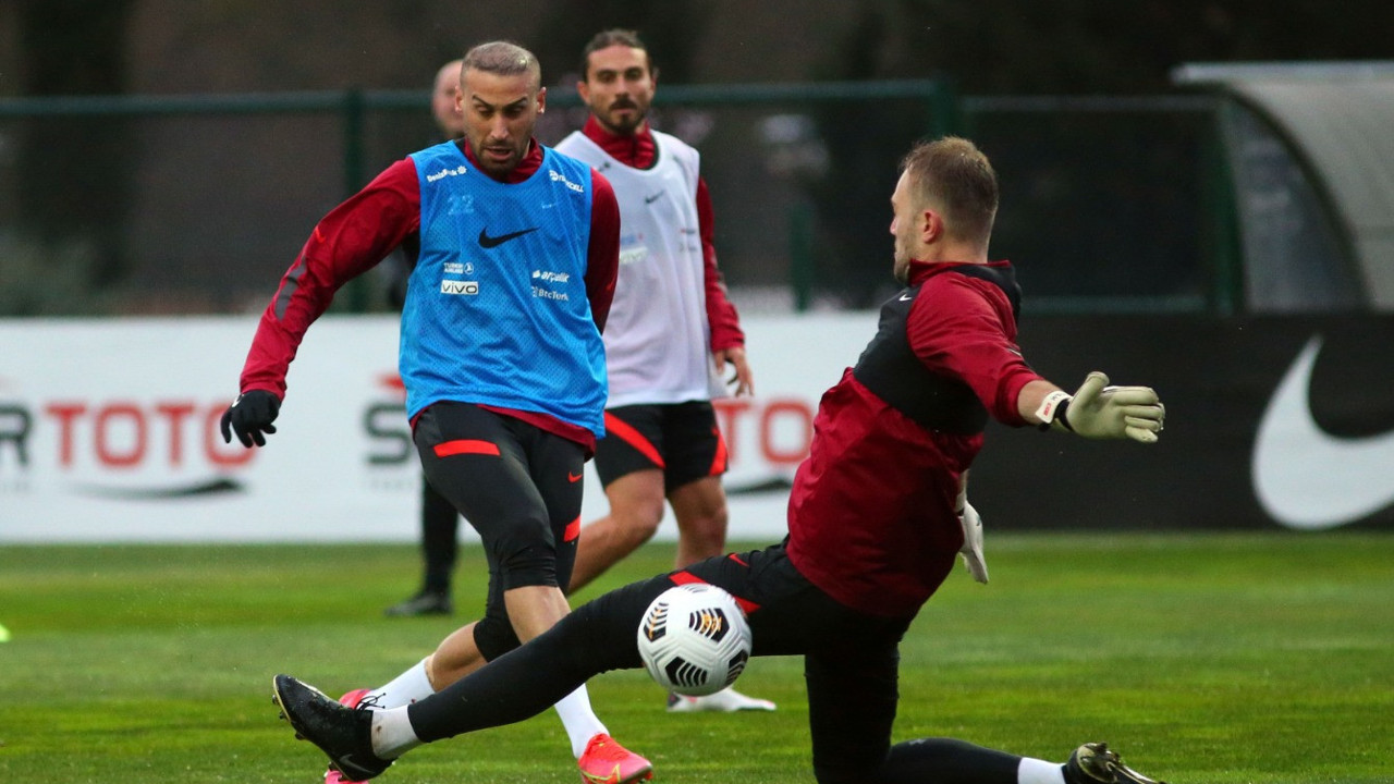 A milliler top başı yaptı