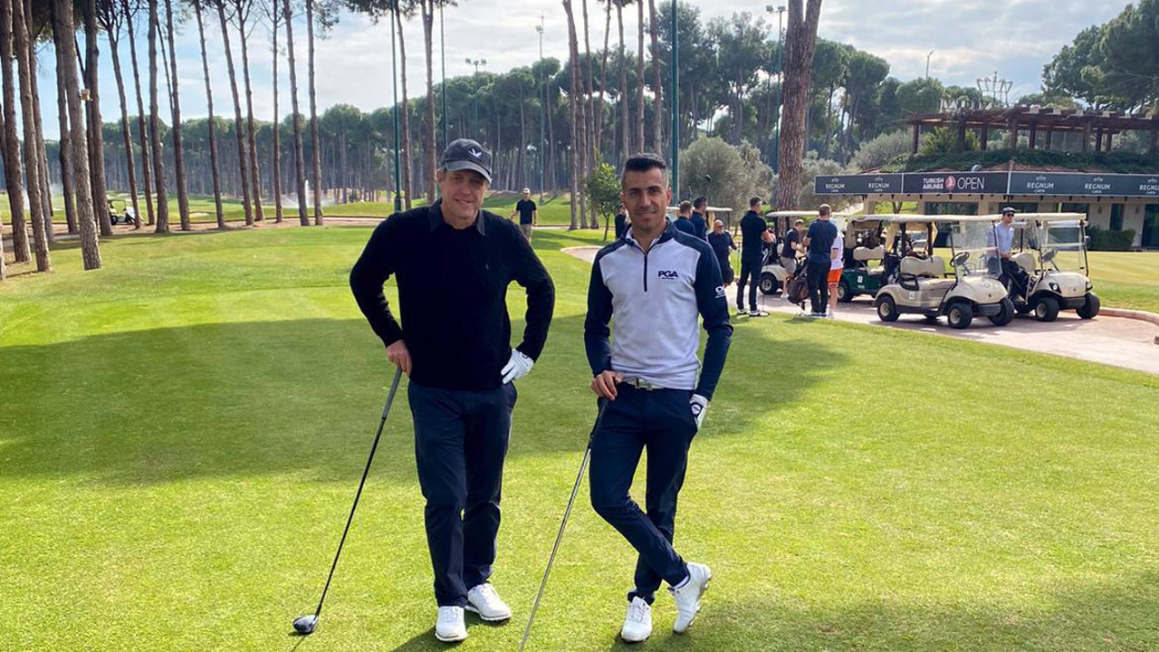 Hugh Grant, Antalya'ya aşık oldu!