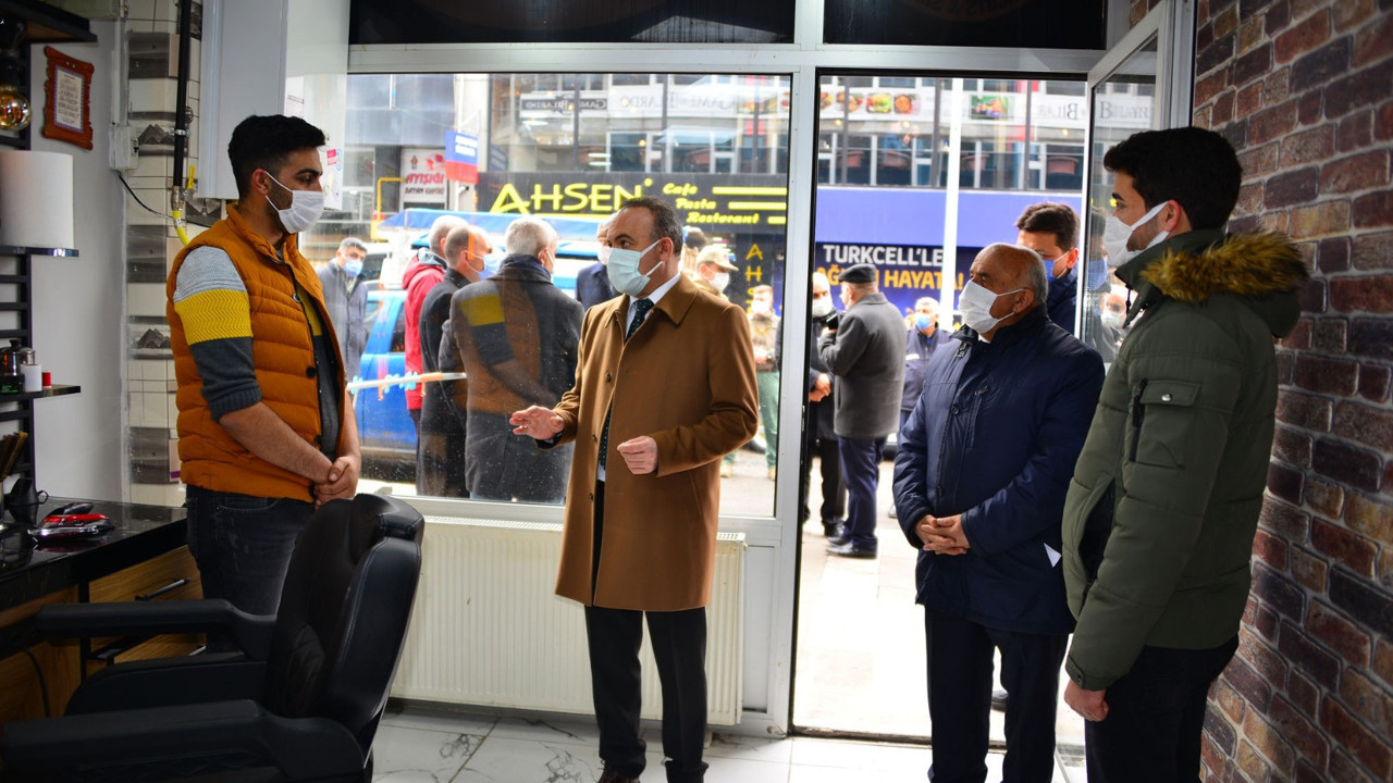 Vakalar artınca pazarlar kapatıldı