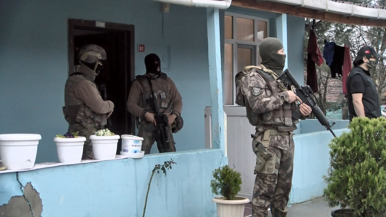 Tuzla'da dron destekli uyuşturucu baskını