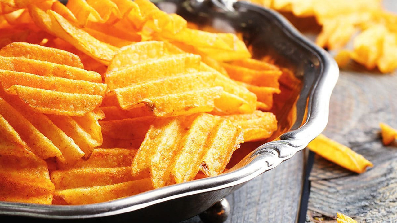 Bağırsakların ve midenin baş düşmanı 8 zararlı yiyecek